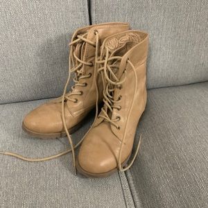 Women’s boots